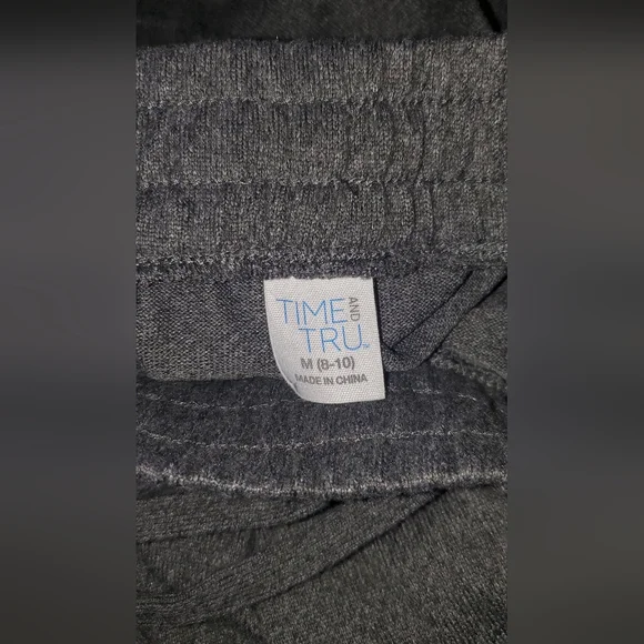 Time and Tru Wide Leg Gray Sweatpants Size Medium (8-10) - Picture 2 of 3